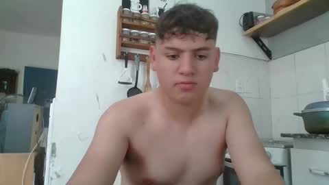 Snapshot of bebote0020 chatting on October 11, 2025, 4:27 pm bebote0020 online show from October 11, 2025, 4:27 pm