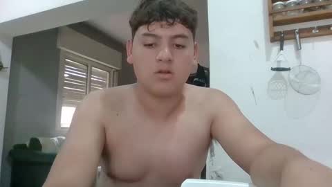 Snapshot of bebote0020 chatting on November 6, 2025, 7:04 pm bebote0020 online show from November 6, 2025, 7:04 pm