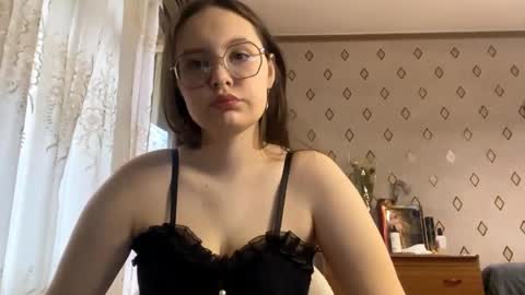 Snapshot of bebravee chatting on May 4, 2026, 7:26 am Melissa online show from May 4, 2026, 7:26 am