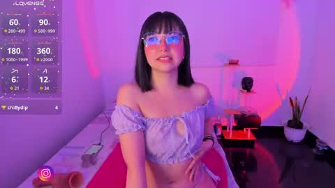 Snapshot of becca_be_ chatting on August 2, 2026, 3:38 am Becca is here online show from August 2, 2026, 3:38 am