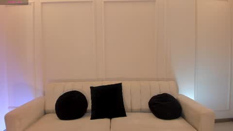 Snapshot of beccabaxter chatting on June 22, 2026, 12:02 pm Am Becca online show from June 22, 2026, 12:02 pm