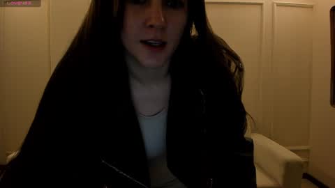Snapshot of beccabaxter chatting on June 24, 2026, 12:04 pm Am Becca online show from June 24, 2026, 12:04 pm