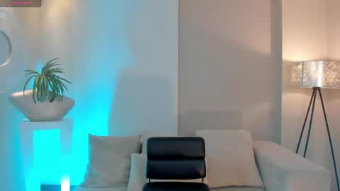 Snapshot of beccabaxter chatting on July 25, 2026, 6:27 pm Am Becca online show from July 25, 2026, 6:27 pm