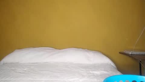 BECKY BOO  online show from April 27, 2026, 1:36 am