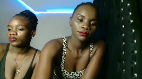 Snapshot of becky_dream_ chatting on November 19, 2025, 3:56 pm Becky online show from November 19, 2025, 3:56 pm