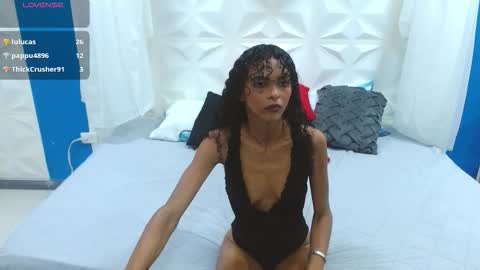 becky_lynch_102 online show from December 2, 2025, 5:08 pm