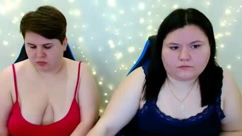 BeckyAndEllen online show from December 21, 2025, 12:23 pm
