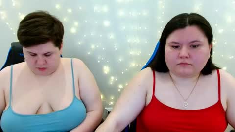 BeckyAndEllen online show from April 5, 2026, 11:40 am