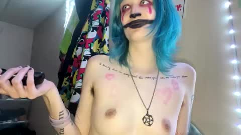 Snapshot of beckytheclown chatting on February 21, 2025, 10:37 pm Beckytheclown online show from February 21, 2025, 10:37 pm