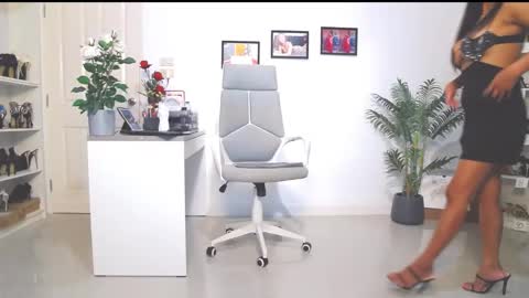 Bee if you ever see the girl who can take 12 inch all the way inside the ass try me online show from March 9, 2025, 3:54 am