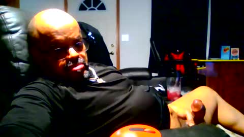 BEEF69DOG online show from March 22, 2026, 3:32 am