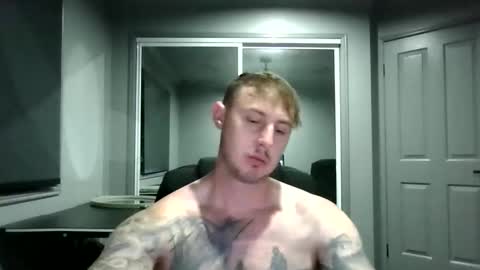 Snapshot of beelzebubxo chatting on December 4, 2025, 11:41 am beelzebubxo online show from December 4, 2025, 11:41 am