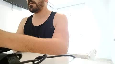 beerman198710 online show from February 17, 2025, 9:24 am