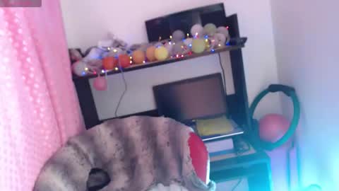 Snapshot of bekkasquirt chatting on April 7, 2026, 7:58 pm bekkasquirt online show from April 7, 2026, 7:58 pm