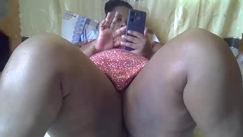 Snapshot of bekky_darling chatting on May 26, 2026, 8:32 am bekky_darling online show from May 26, 2026, 8:32 am