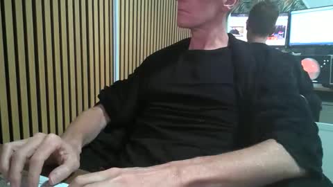 Snapshot of belami_france chatting on December 21, 2025, 3:08 pm SexFriendFrance online show from December 21, 2025, 3:08 pm