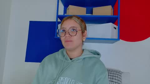 Snapshot of belamiller chatting on October 10, 2025, 12:15 pm BELA online show from October 10, 2025, 12:15 pm