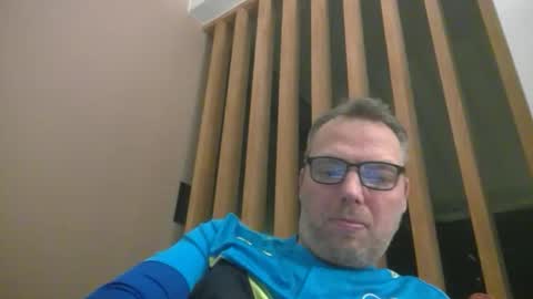 Snapshot of belgianordenary chatting on December 14, 2025, 10:58 pm belgianordenary online show from December 14, 2025, 10:58 pm