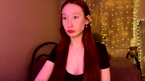 Stella online show from March 5, 2026, 5:09 pm