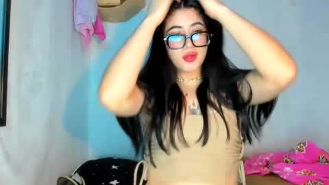 Snapshot of belinda_luna_ chatting on July 13, 2026, 12:35 am modelo independiente online show from July 13, 2026, 12:35 am