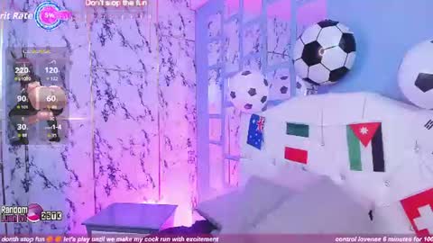 Snapshot of bell_rosee chatting on June 26, 2026, 3:05 pm Bell online show from June 26, 2026, 3:05 pm