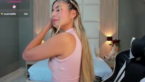 Bella cam online show from March 12, 2025, 7:59 pm