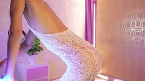 bella19   online show from June 27, 2026, 8:58 pm
