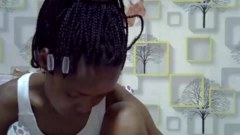 Snapshot of bella307697 chatting on September 18, 2025, 8:27 am Bella online show from September 18, 2025, 8:27 am