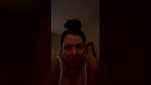 bella69rose online show from May 3, 2026, 9:37 am