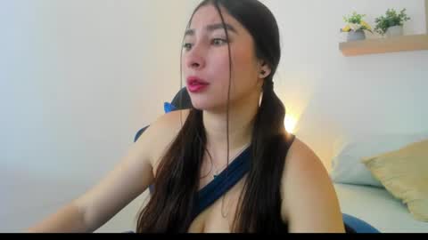 Snapshot of bella_99x chatting on June 11, 2026, 11:30 am Bel 3 online show from June 11, 2026, 11:30 am