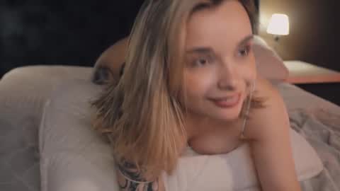 Snapshot of bella_alita chatting on March 7, 2025, 11:38 pm lita online show from March 7, 2025, 11:38 pm