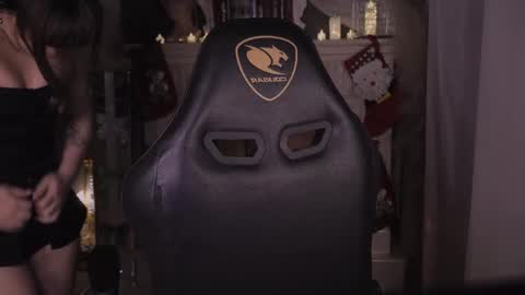 Snapshot of bella_alita chatting on December 16, 2025, 8:14 pm lita online show from December 16, 2025, 8:14 pm