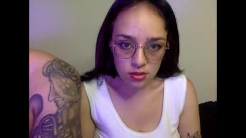 bella_and_koko online show from April 29, 2026, 12:05 am