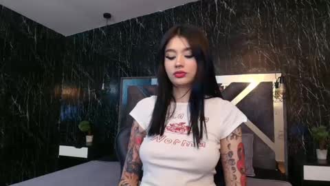 Snapshot of bella_clarck chatting on September 27, 2025, 3:11 am BELLA CLARCK online show from September 27, 2025, 3:11 am