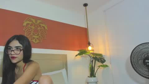 B E L L A online show from March 17, 2026, 7:39 pm