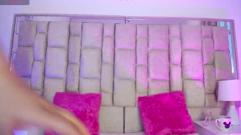 bella online show from June 9, 2026, 3:51 am