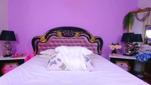 Snapshot of bella_hex chatting on September 18, 2025, 5:48 pm Bella online show from September 18, 2025, 5:48 pm