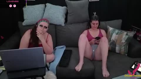 Snapshot of bella_james_1988 chatting on December 17, 2025, 5:08 pm Bella James online show from December 17, 2025, 5:08 pm