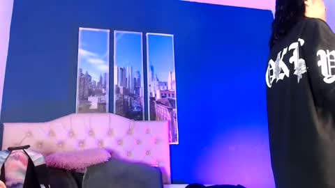 Valentina online show from June 10, 2026, 1:39 am