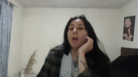 Snapshot of bella_luna34 chatting on June 3, 2026, 3:42 am bella_luna34 online show from June 3, 2026, 3:42 am