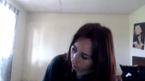 Snapshot of bella_luna34 chatting on June 9, 2026, 12:17 pm bella_luna34 online show from June 9, 2026, 12:17 pm