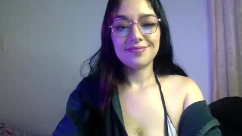 bella_mc online show from April 23, 2026, 11:07 pm