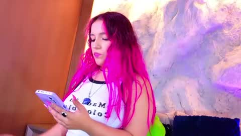 Snapshot of bella_mush chatting on June 23, 2026, 9:57 pm BELLA online show from June 23, 2026, 9:57 pm