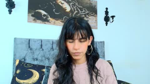 Snapshot of bella_poisonous chatting on October 23, 2025, 1:16 am Bella online show from October 23, 2025, 1:16 am