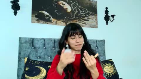 Snapshot of bella_poisonous chatting on October 25, 2025, 1:13 am Bella online show from October 25, 2025, 1:13 am