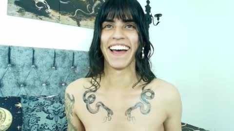 Snapshot of bella_poisonous chatting on November 16, 2025, 12:05 am Bella online show from November 16, 2025, 12:05 am