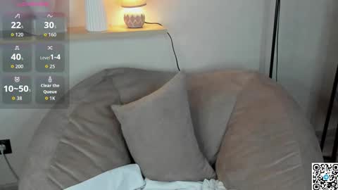 Linda Bella online show from December 19, 2025, 2:07 am