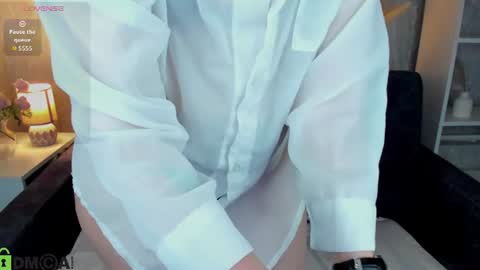 Linda Bella online show from June 17, 2026, 12:46 am