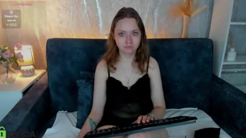 Linda Bella online show from June 21, 2026, 12:35 am