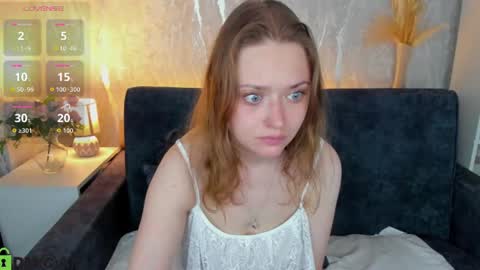 Linda Bella online show from July 5, 2026, 1:01 am